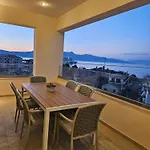 Thea Luxury Corfu Town Apartmán *
