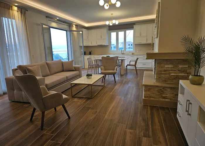 Thea Luxury Corfu Town Apartmán *